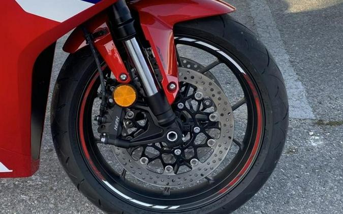 2026 Honda CBR650R E-Clutch