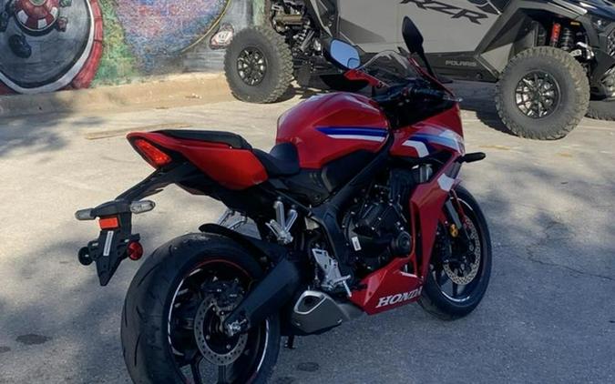 2026 Honda CBR650R E-Clutch