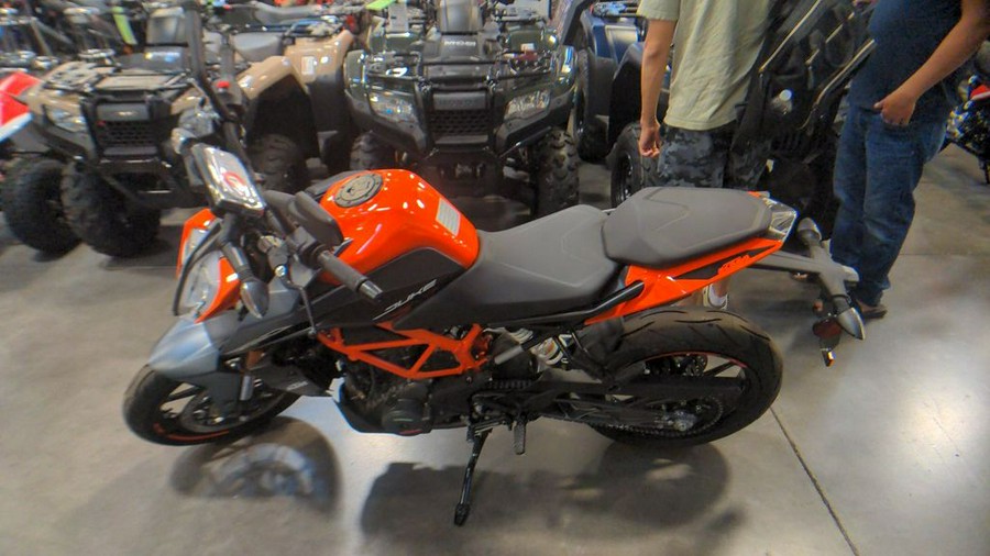 2023 KTM 390 Duke