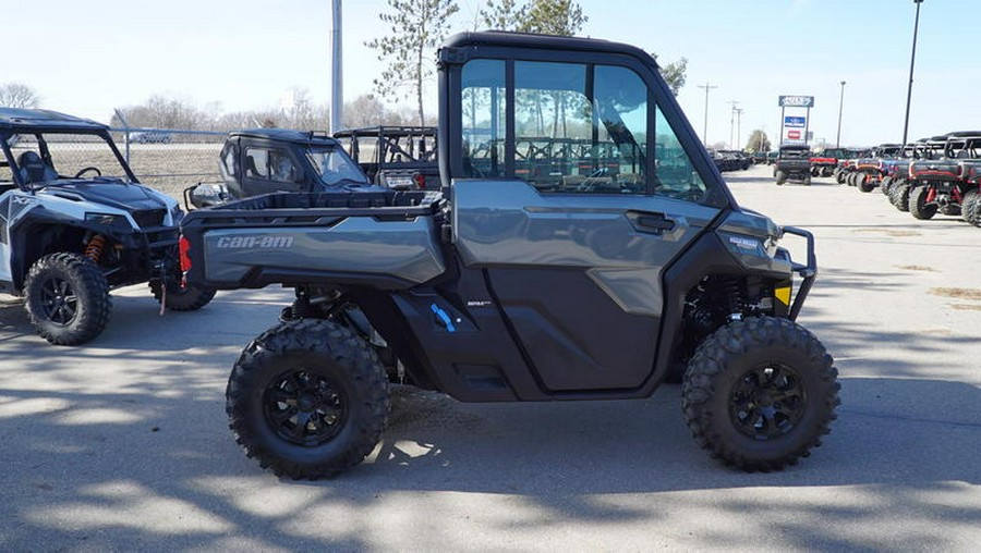 2024 Can-Am® Defender Limited HD10