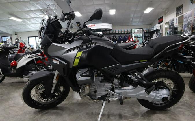 2024 Moto Guzzi Stelvio