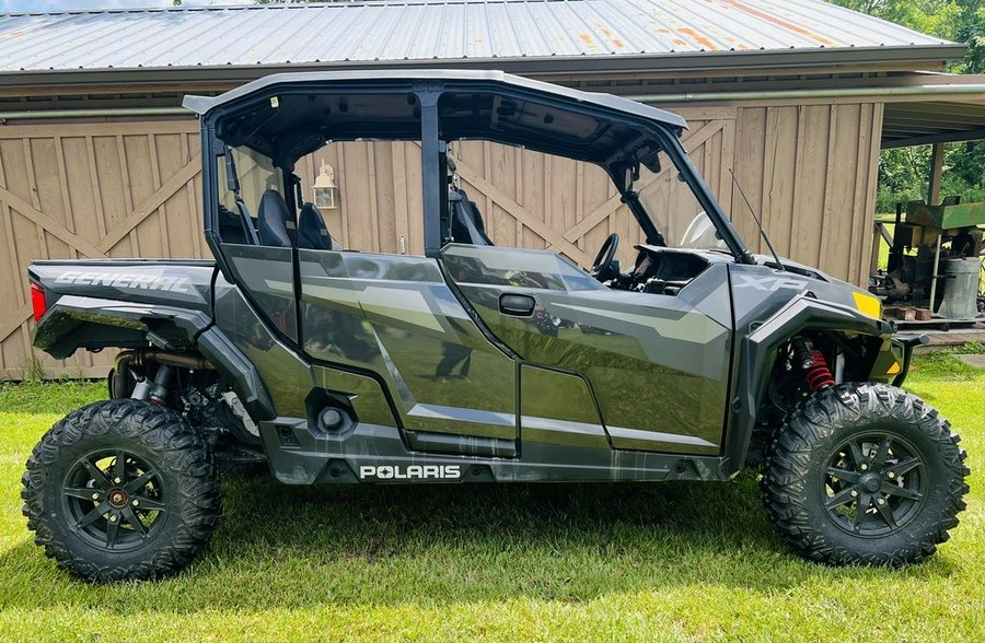 2021 Polaris® General XP 4 1000 Deluxe