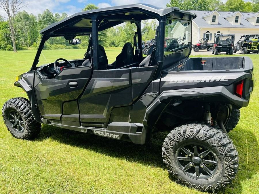 2021 Polaris® General XP 4 1000 Deluxe