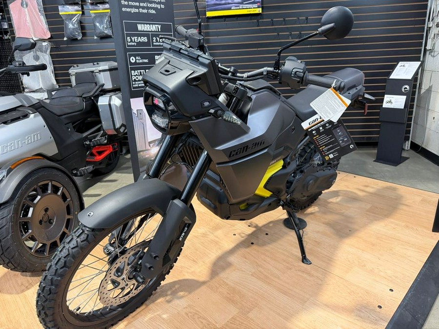 2025 Can-Am Origin® Base