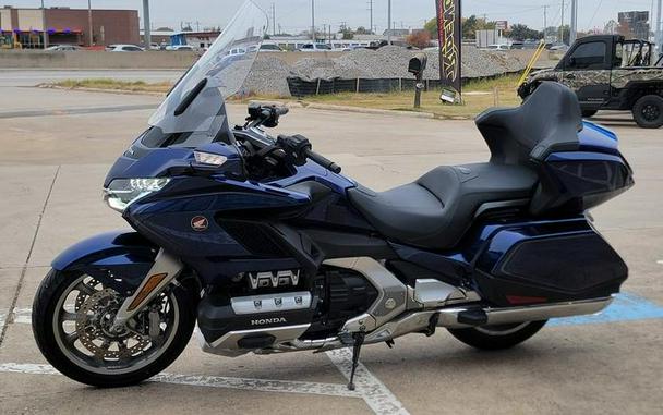 2018 Honda® Gold Wing Tour Automatic DCT Pearl Hawkseye Blue