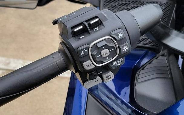 2018 Honda® Gold Wing Tour Automatic DCT Pearl Hawkseye Blue