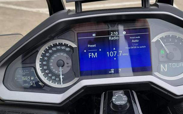 2018 Honda® Gold Wing Tour Automatic DCT Pearl Hawkseye Blue