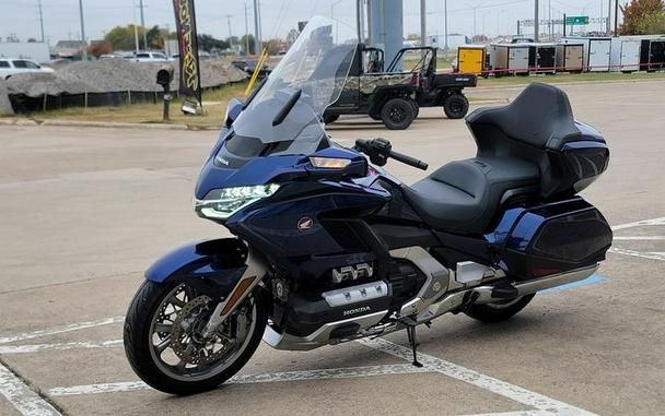 2018 Honda® Gold Wing Tour Automatic DCT Pearl Hawkseye Blue