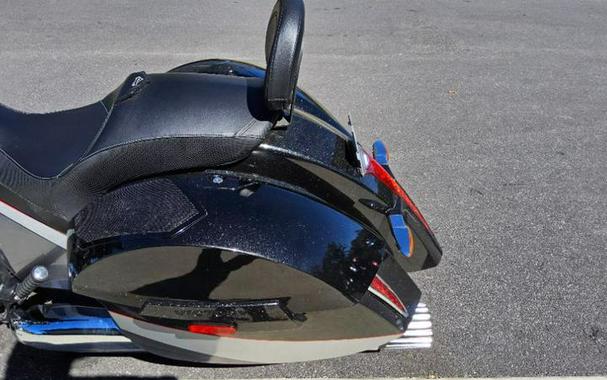 2016 Victory Motorcycles® Magnum® Suede Pearl White with Black & Silver