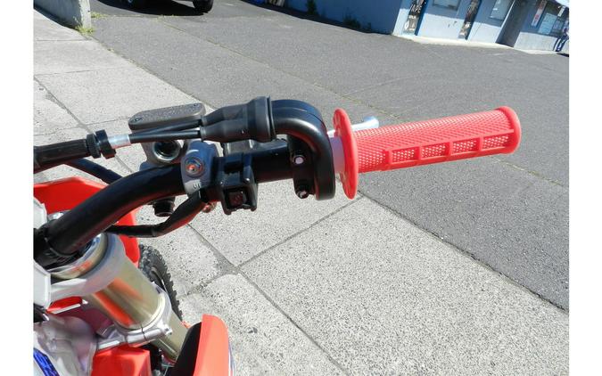2026 CRF450RT - Honda