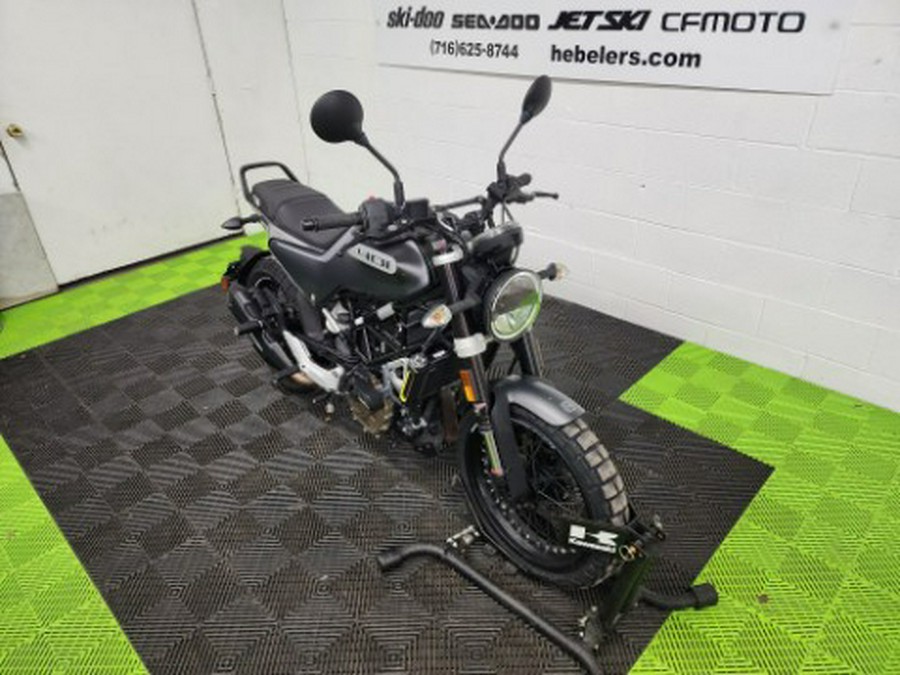 2021 Husqvarna Svartpilen 401