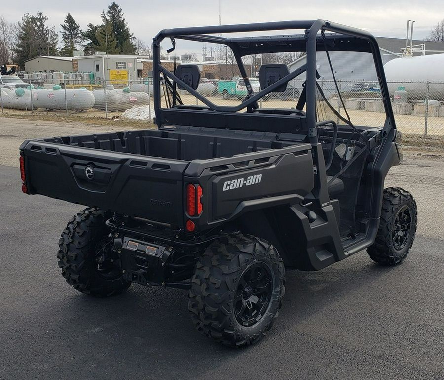 2023 Can-Am® Defender DPS HD9 Timeless Black