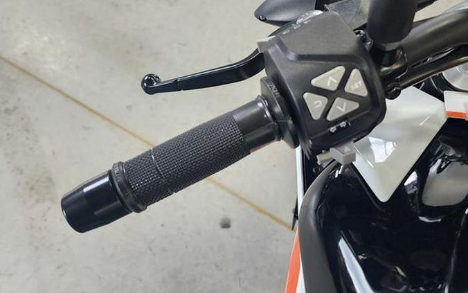 2022 KTM 390 Duke