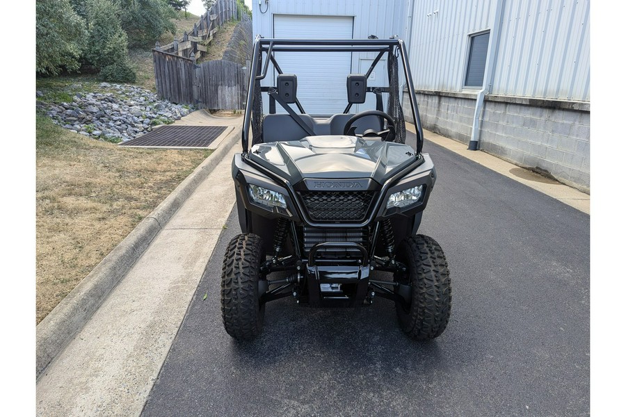 2025 Honda Pioneer 520