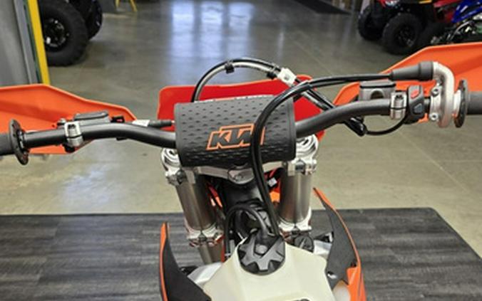 2026 KTM XC 250 W