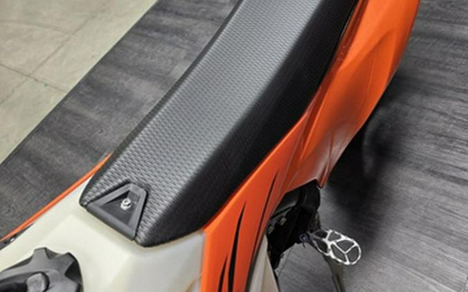 2026 KTM XC 250 W
