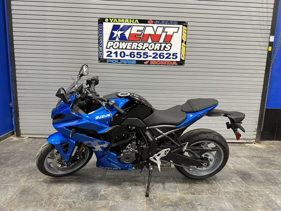 2025 Suzuki GSX-S 8R