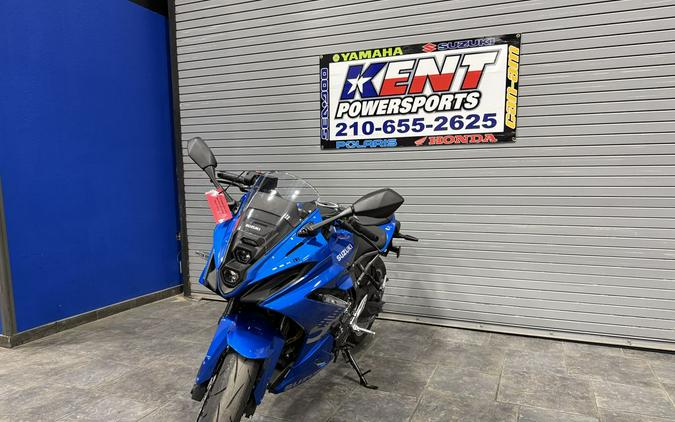 2025 Suzuki GSX-S 8R