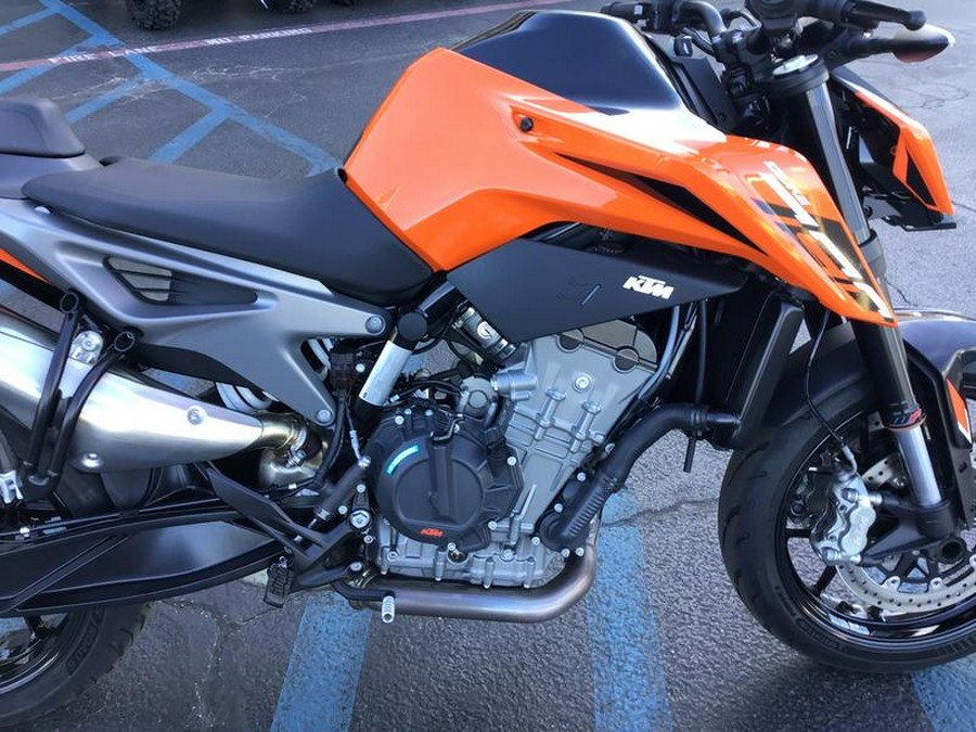 2024 KTM 790 Duke