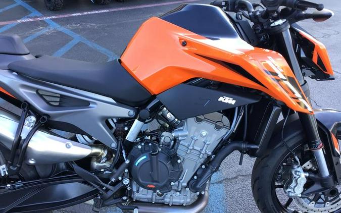 2024 KTM 790 Duke
