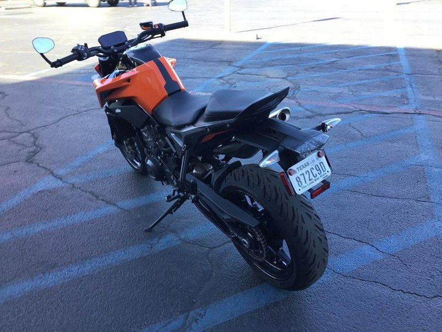 2024 KTM 790 Duke