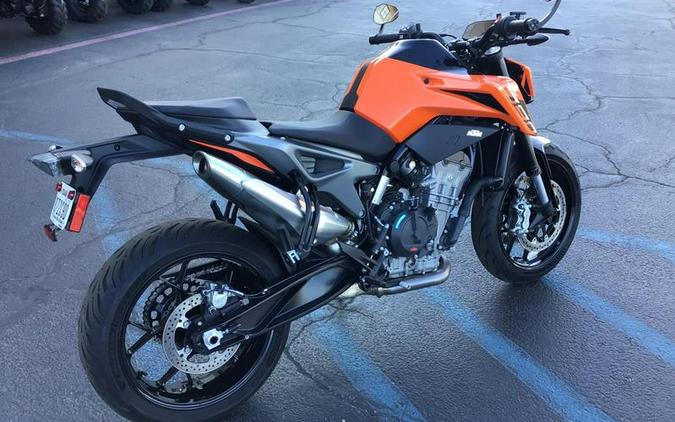 2024 KTM 790 Duke
