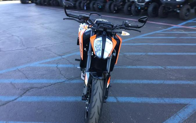 2024 KTM 790 Duke