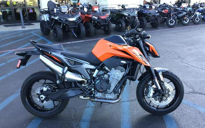 2024 KTM 790 Duke