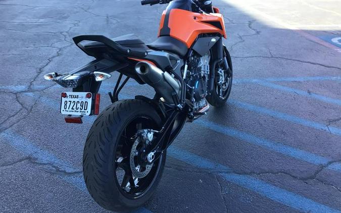 2024 KTM 790 Duke