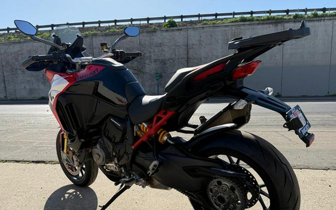 2023 Ducati Multistrada V4 Pikes Peak
