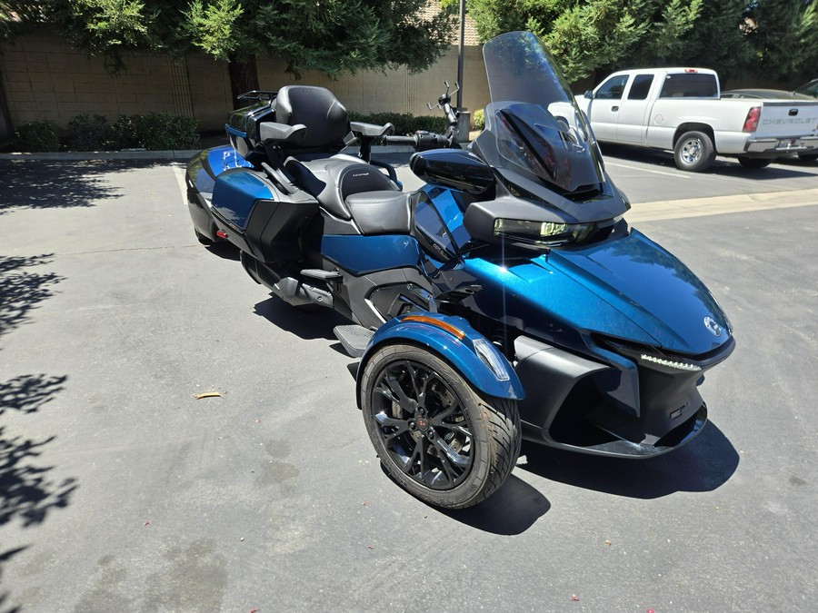 2023 Can-Am SPYDER 1330 LIMITED WITH TRAILER