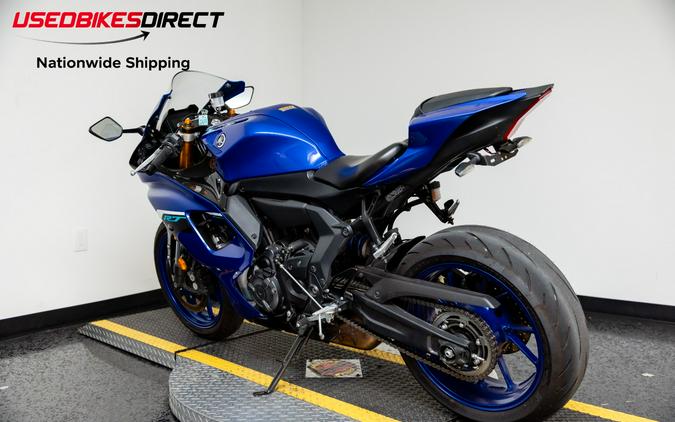 2025 YAMAHA YZF-R7