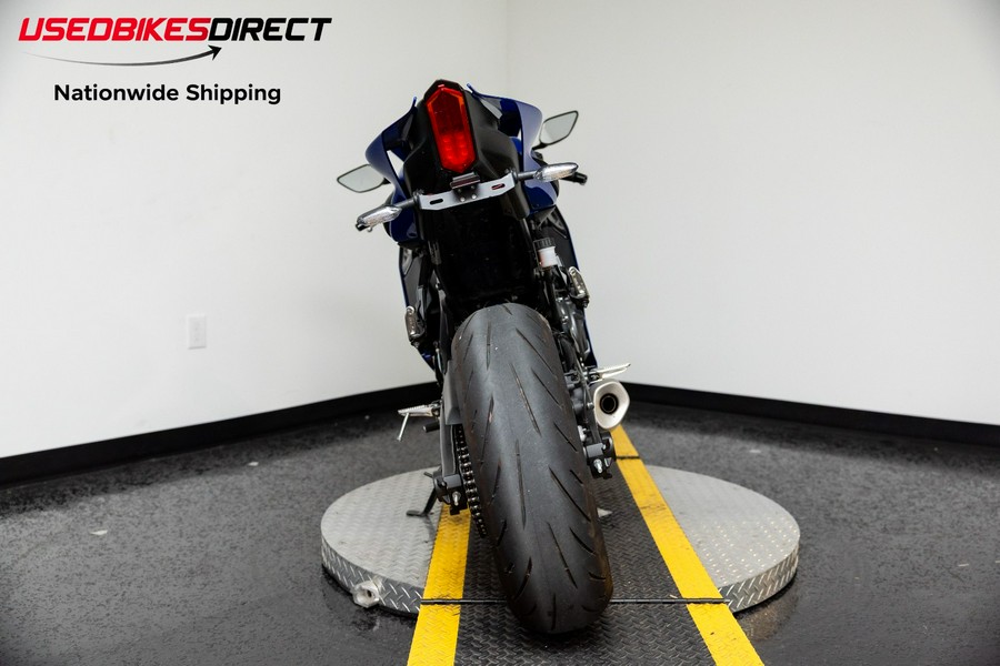 2025 YAMAHA YZF-R7