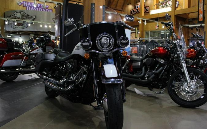 2021 Harley-Davidson® FLHCS - Heritage Classic 114