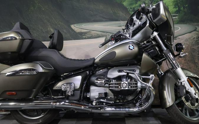 2022 BMW R 18 Transcontinental Manhattan Metallic Matt