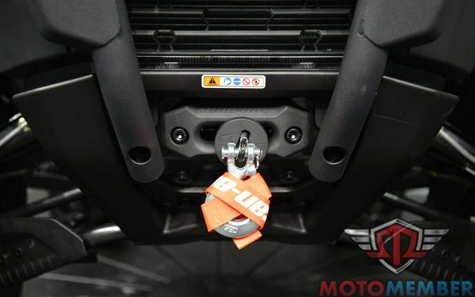 2026 Can-Am Outlander™ Pro Hunting Edition HD7