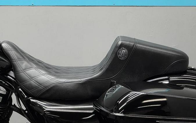 2017 Harley-Davidson® FLTRXS - Road Glide® Special