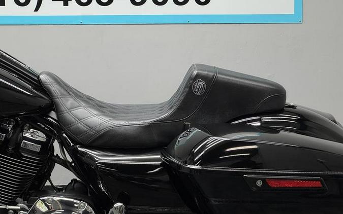 2017 Harley-Davidson® FLTRXS - Road Glide® Special