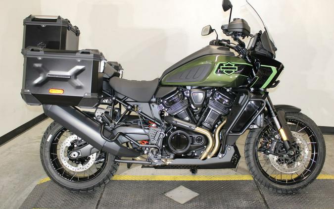 2026 Harley-Davidson® RA1250L - Pan America® 1250 Limited
