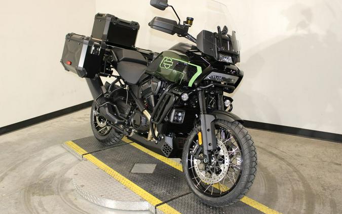 2026 Harley-Davidson® RA1250L - Pan America® 1250 Limited