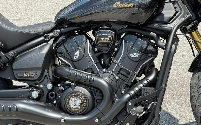 2026 Indian Motorcycle® 101 Scout® Black Crystal with Super Graphite