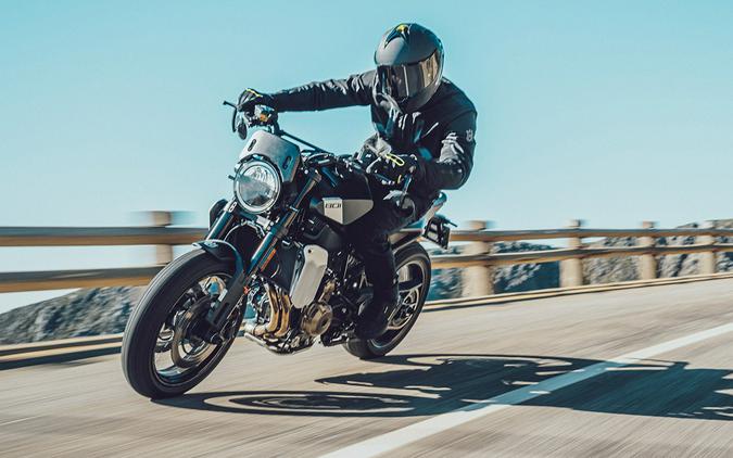 2025 Husqvarna Svartpilen 801