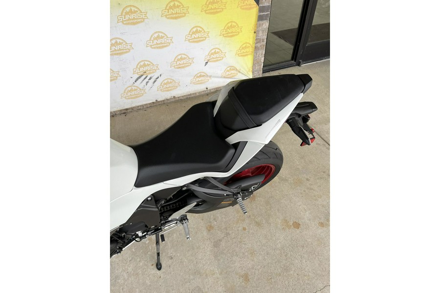 2025 Kawasaki Ninja® ZX™-6R