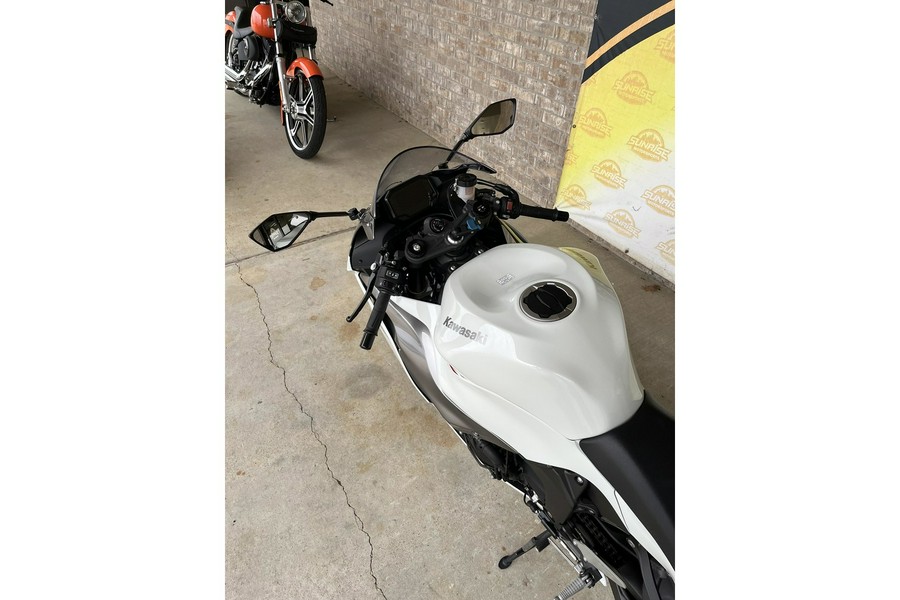 2025 Kawasaki Ninja® ZX™-6R