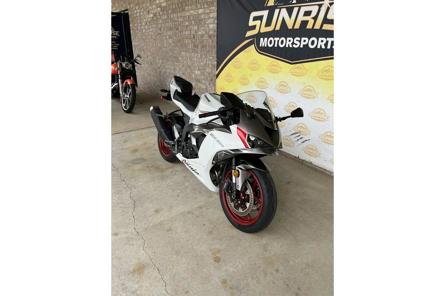 2025 Kawasaki Ninja® ZX™-6R