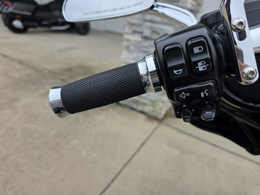 2017 Harley-Davidson FLHTK - Ultra Limited