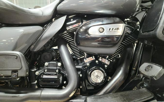 2022 Harley-Davidson® Ultra Limited - FP8743