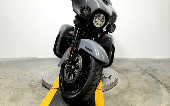 2022 Harley-Davidson® Ultra Limited - FP8743