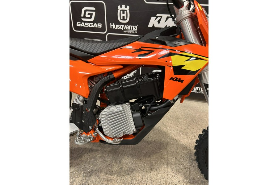 2027 SX-E 5 - KTM