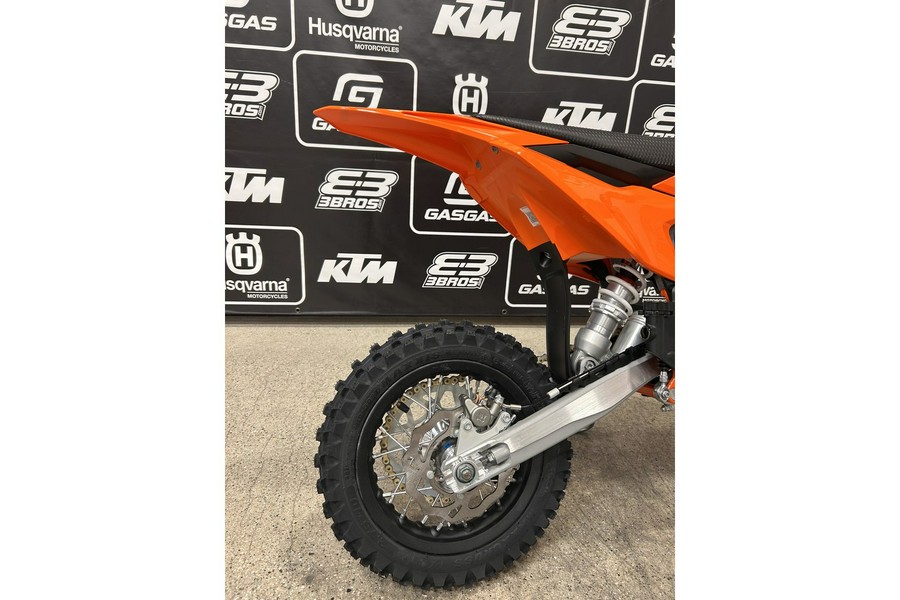 2027 SX-E 5 - KTM